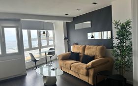Apartamento Escalera 9